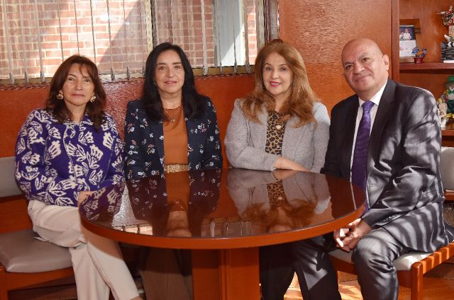 Alumnos en liceo latinoamericano teusaquillo